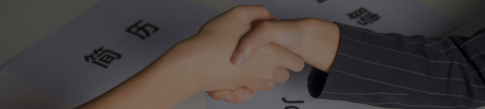 Ƹ.jpg